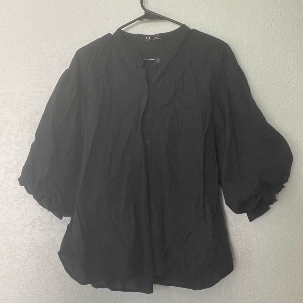 Zara black top with oversized sleeves